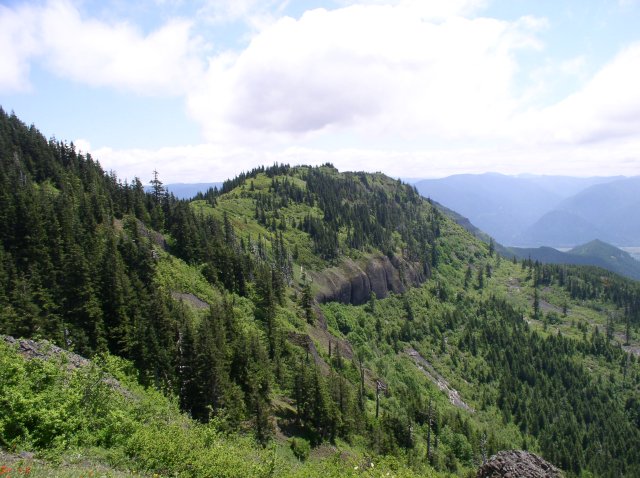 6.10.06 Table Mtn_3CR 129 